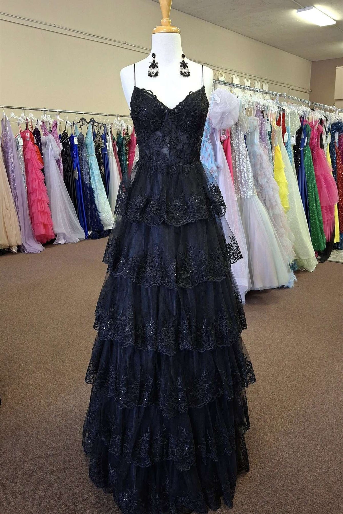 Straps Black Appliques Tulle Ruffle A-line Prom Dress